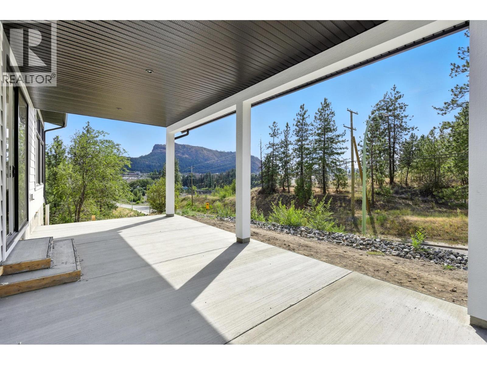  2208 Surrey Road, West Kelowna