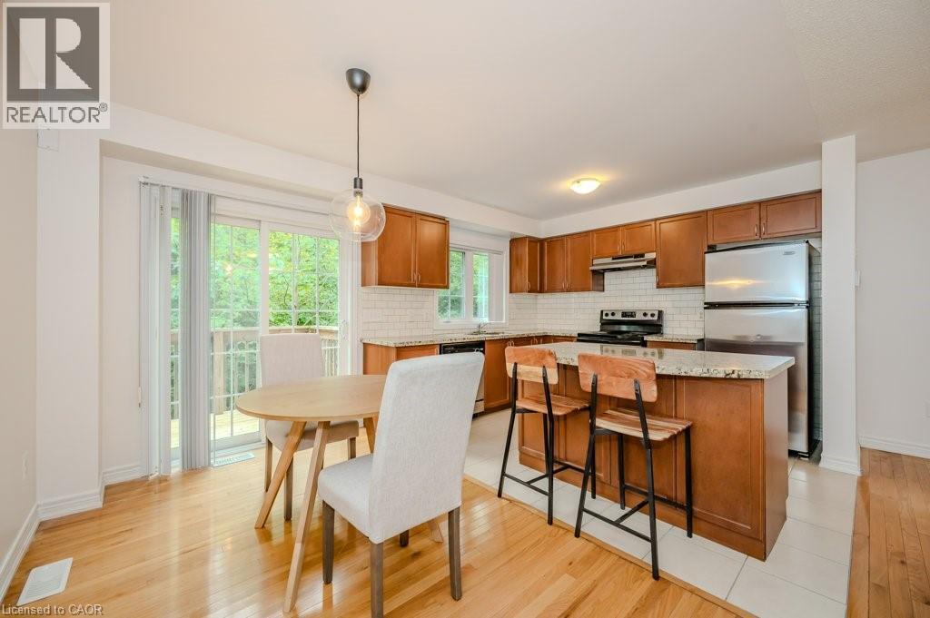 Photo 8 of 233 Duskywing Way Unit 30, Oakville ON