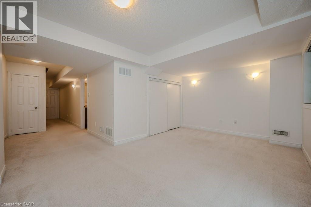 Photo 26 of 233 Duskywing Way Unit 30, Oakville ON