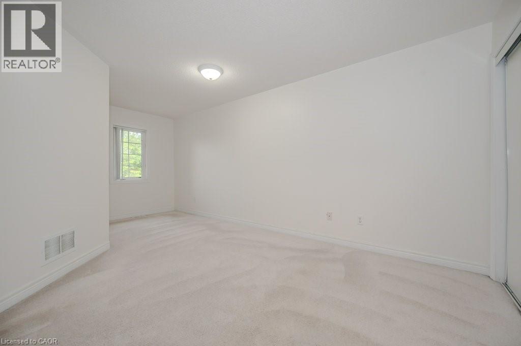 Photo 20 of 233 Duskywing Way Unit 30, Oakville ON