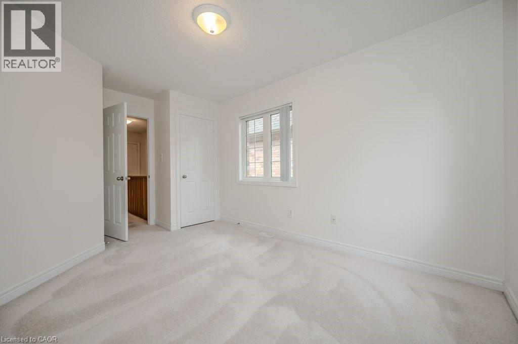 Photo 19 of 233 Duskywing Way Unit 30, Oakville ON