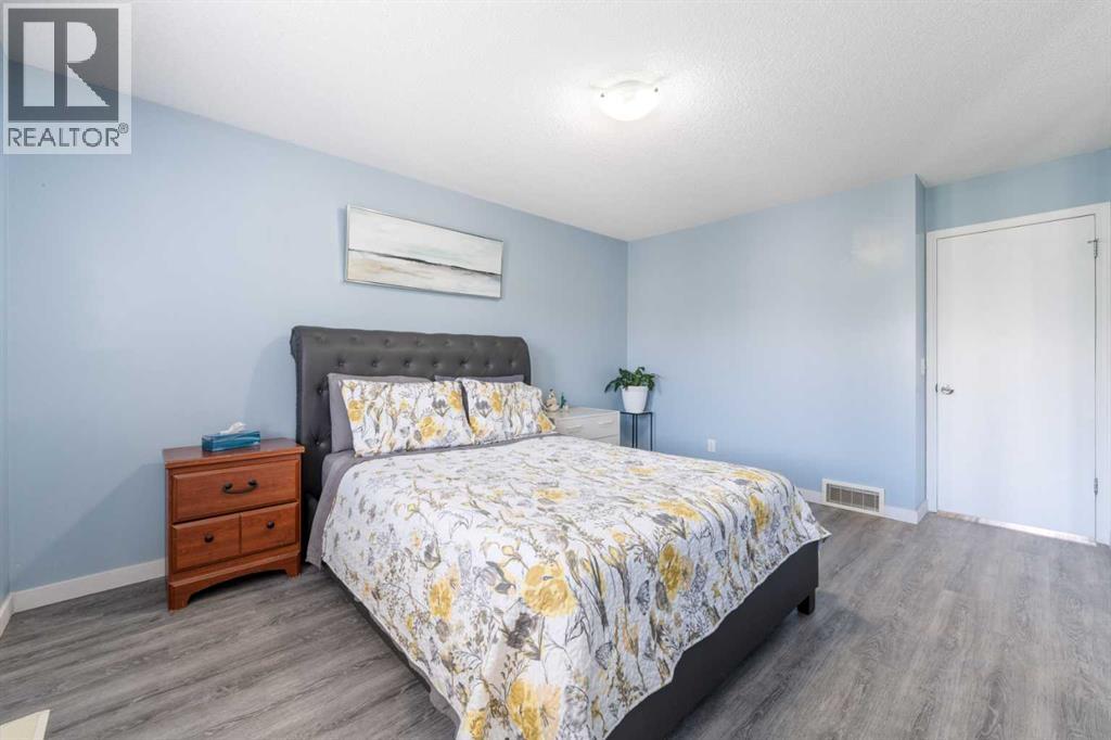Single Family House for Sale in  Elgin Avenue SE McKenzie Towne Calgary 