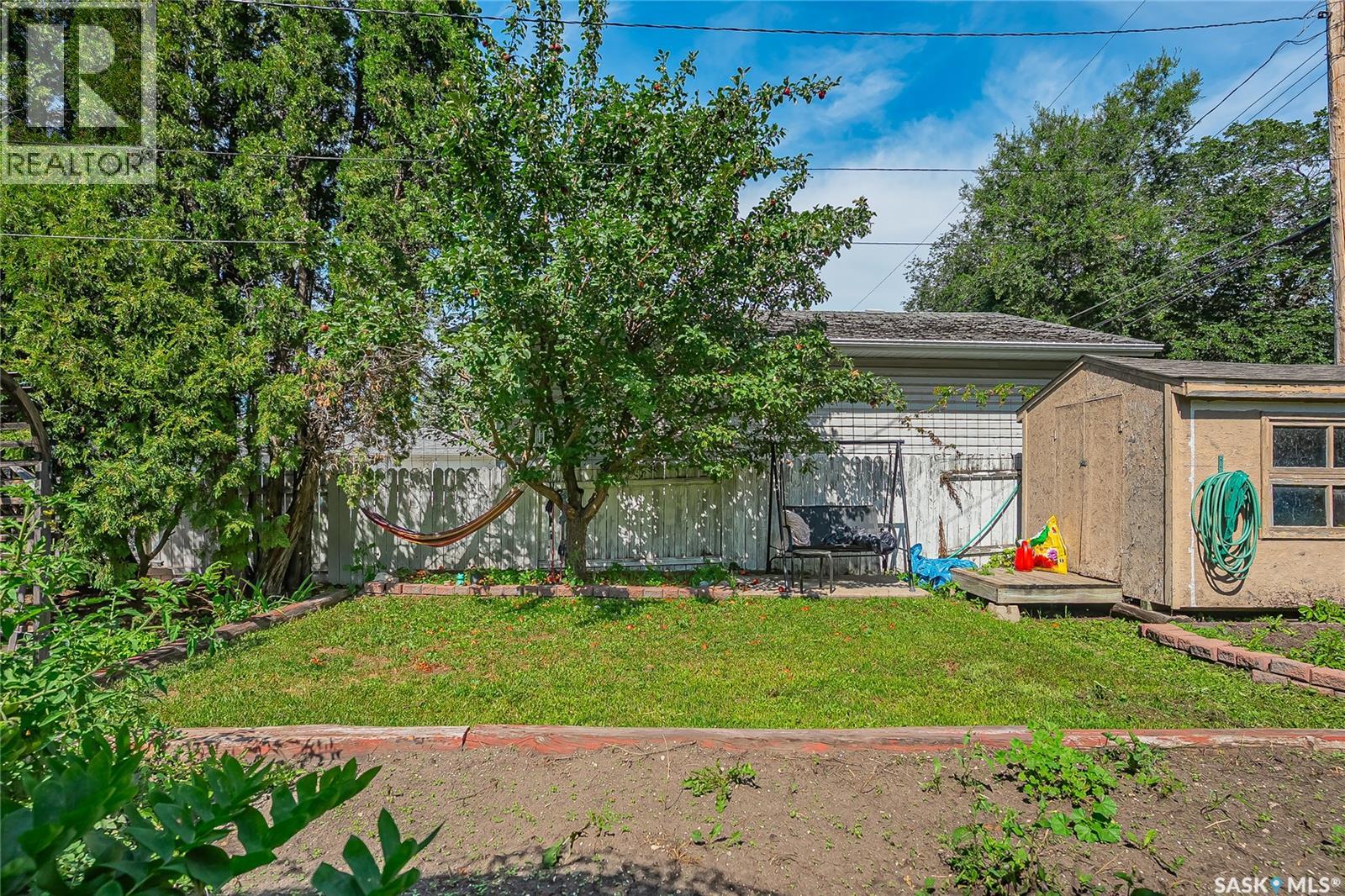 Photo 27 of 1316 J Avenue N, Saskatoon SK