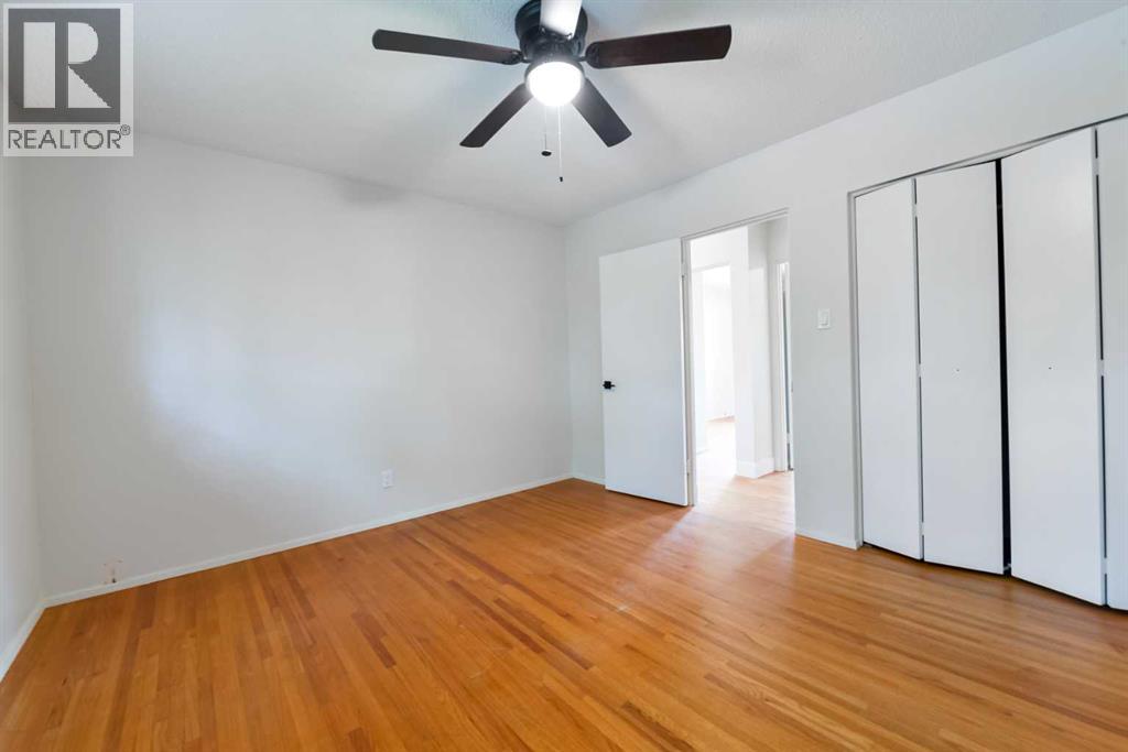 Photo 17 of 9916 5 Street Se, Calgary AB