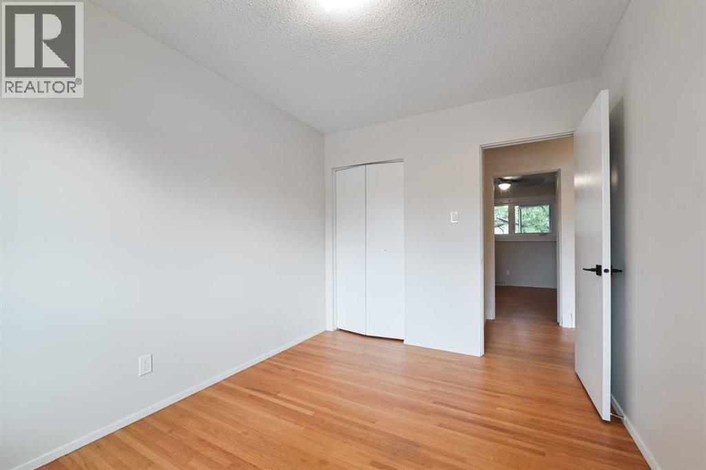 Photo 19 of 9916 5 Street Se, Calgary AB
