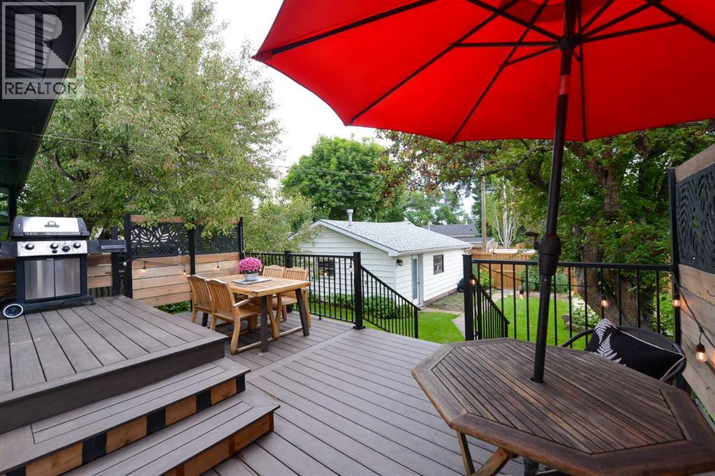 Photo 2 of 9916 5 Street Se, Calgary AB