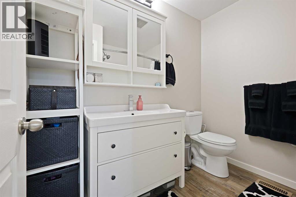 Single Family House Bi-level for Sale in  A Street SE Ogden Calgary 