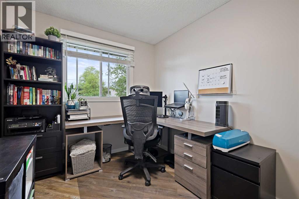Single Family House Bi-level for Sale in  A Street SE Ogden Calgary 