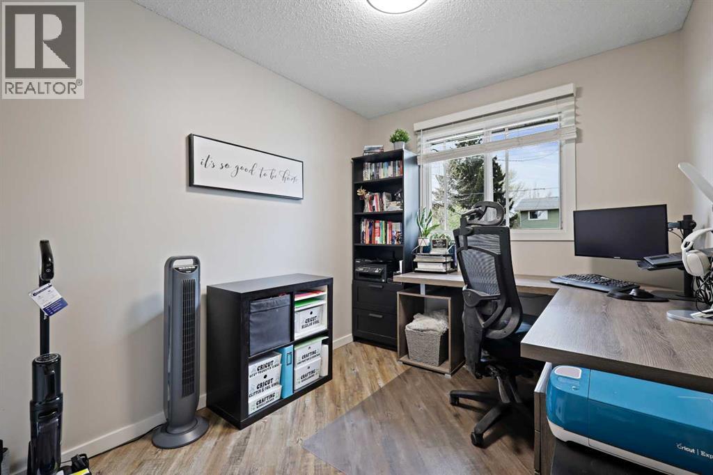 Single Family House Bi-level for Sale in  A Street SE Ogden Calgary 