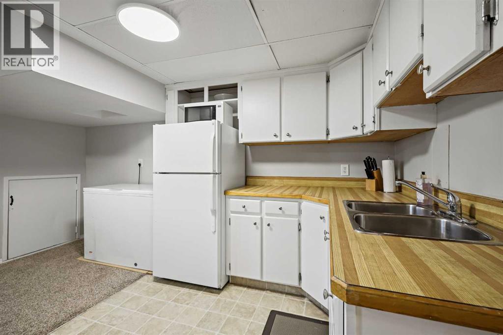 Single Family House Bi-level for Sale in  A Street SE Ogden Calgary 