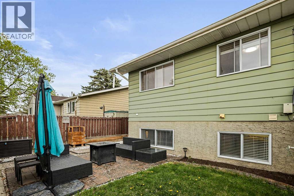 Single Family House Bi-level for Sale in  A Street SE Ogden Calgary 