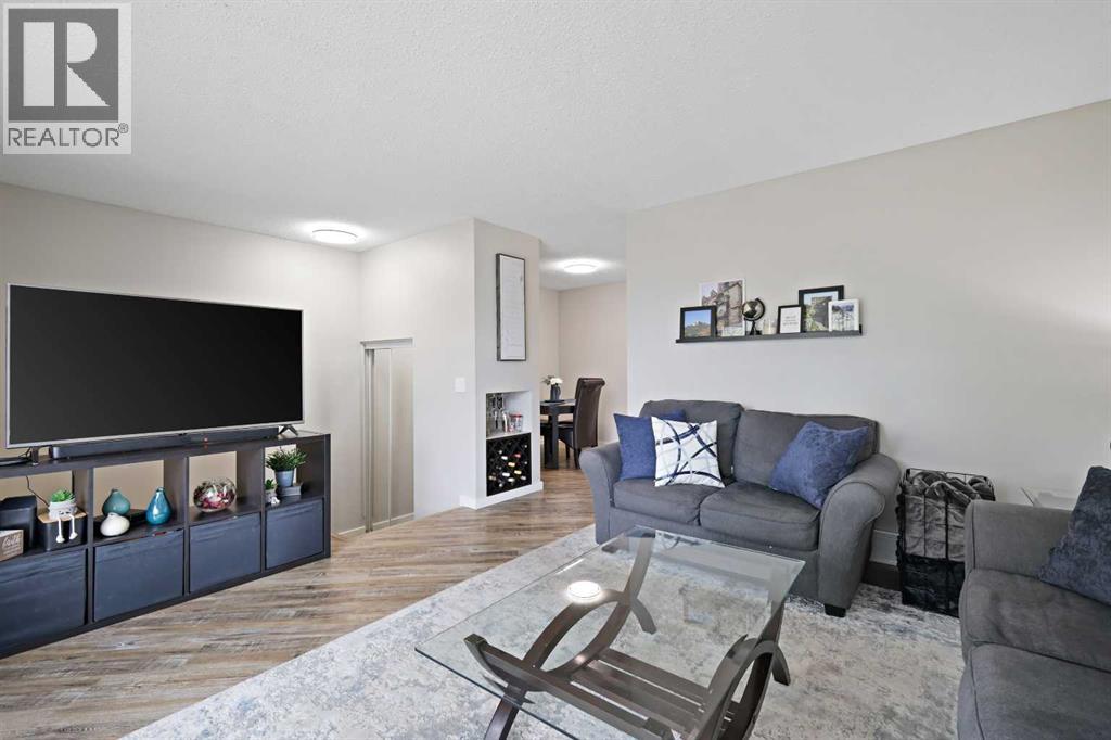 Single Family House Bi-level for Sale in  A Street SE Ogden Calgary 