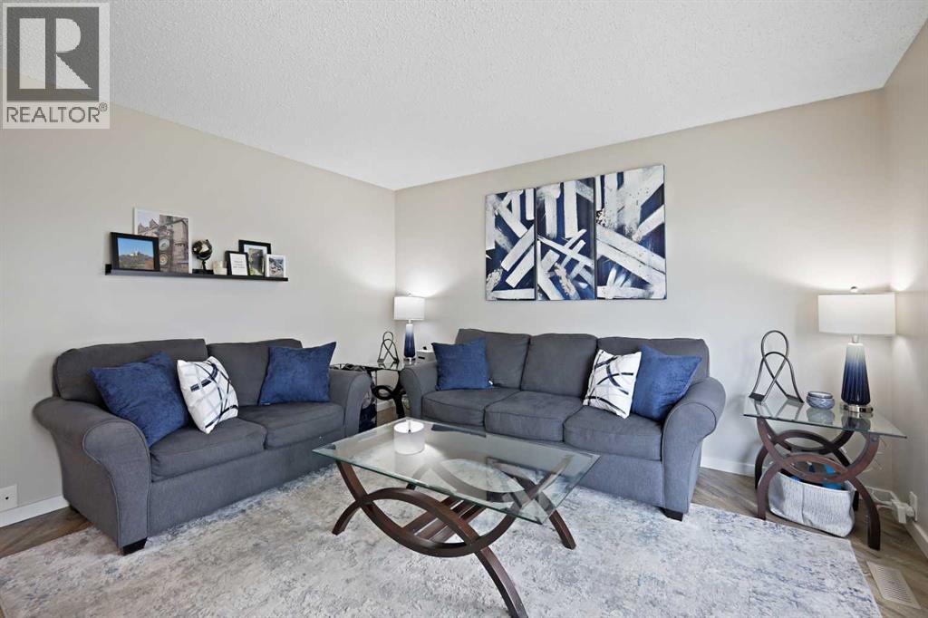 Single Family House Bi-level for Sale in  A Street SE Ogden Calgary 