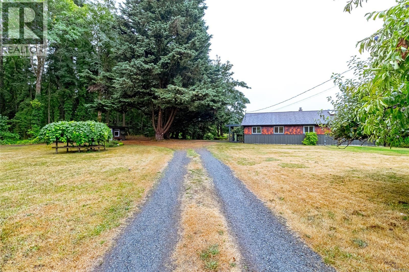 Photo 22 of 5410 Matson Rd, Ladysmith BC