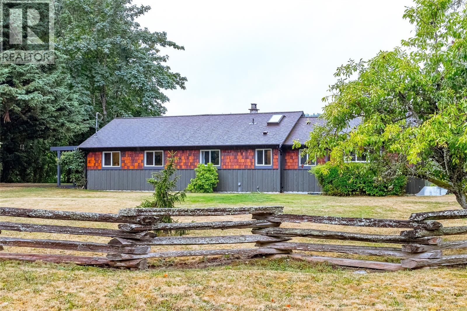 Photo 26 of 5410 Matson Rd, Ladysmith BC