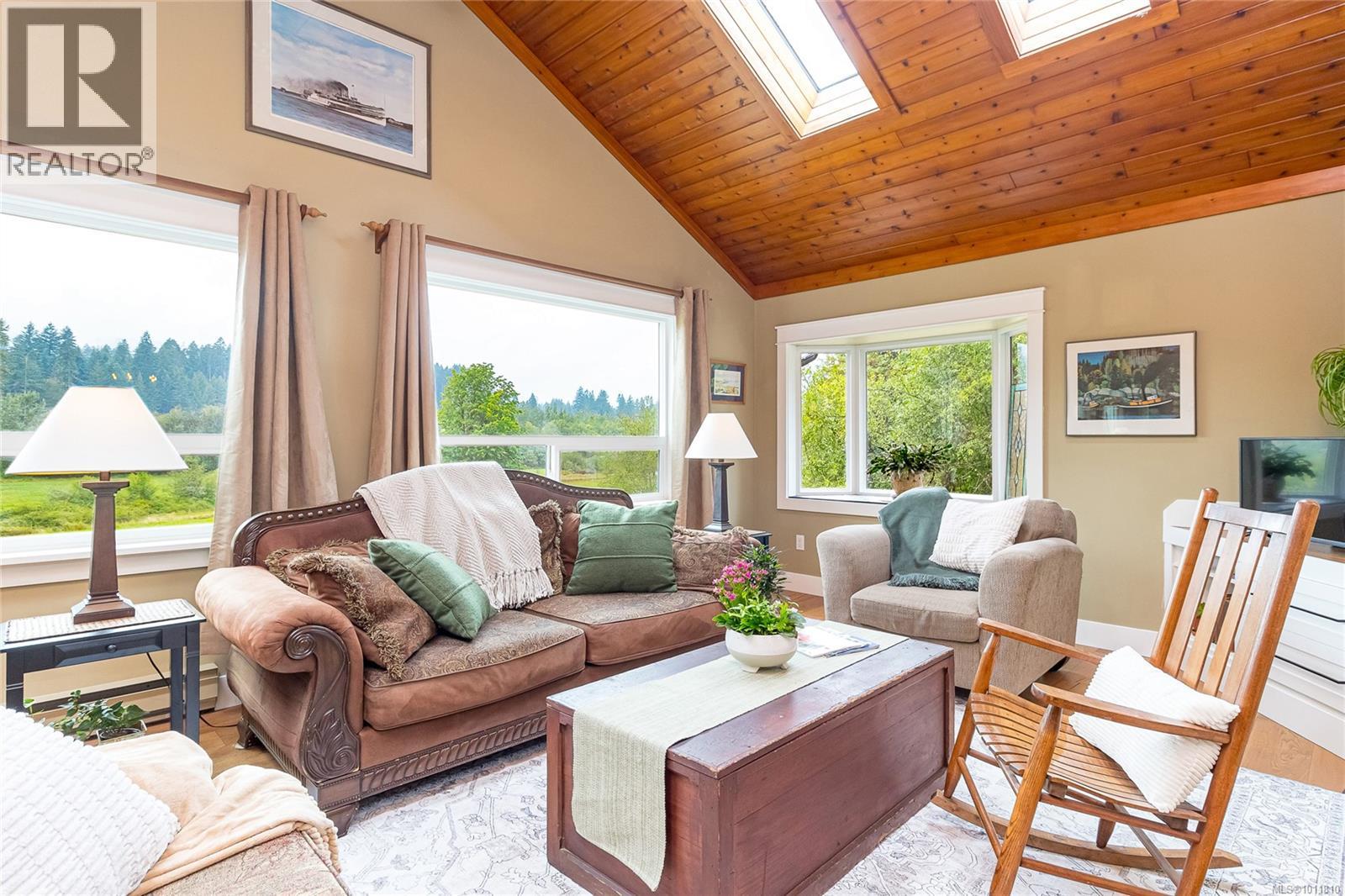 Photo 28 of 5410 Matson Rd, Ladysmith BC