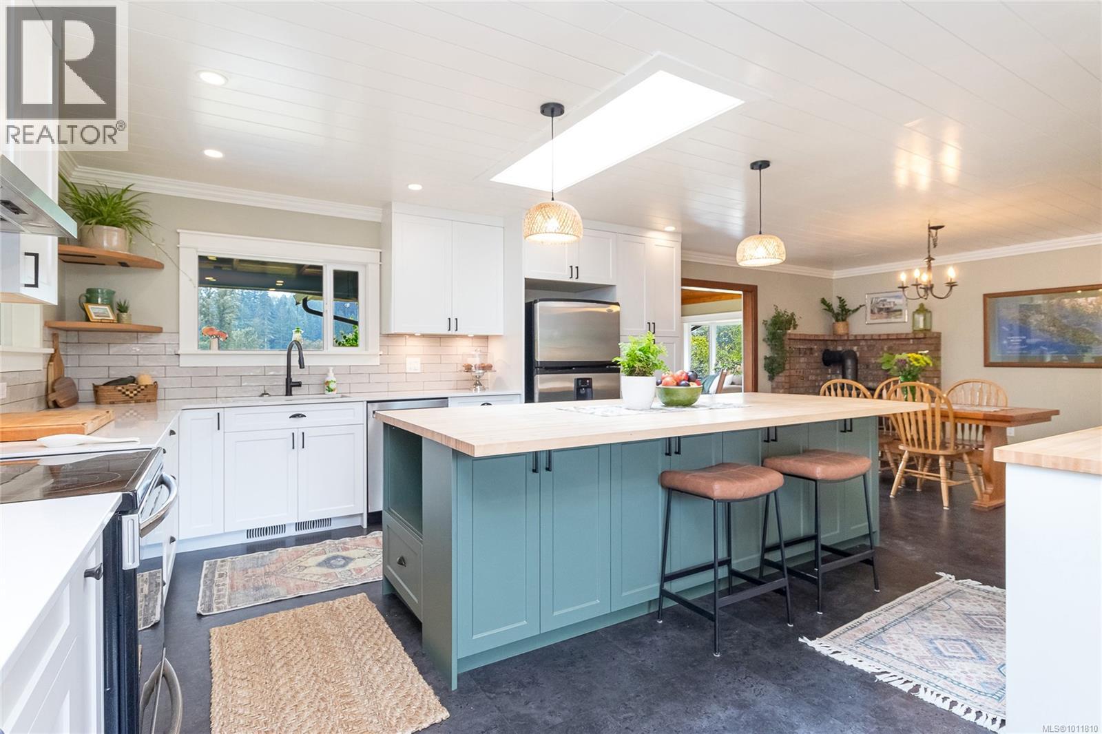 Photo 34 of 5410 Matson Rd, Ladysmith BC