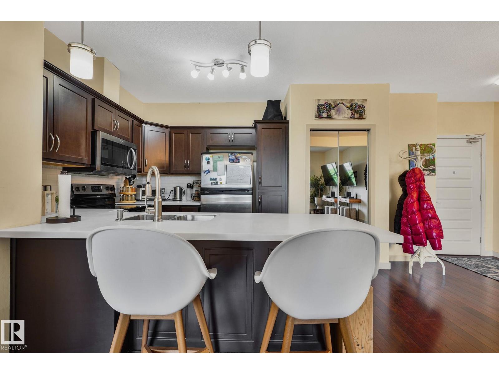 Photo 10 of 316 304 Ambleside Li Sw, Edmonton AB
