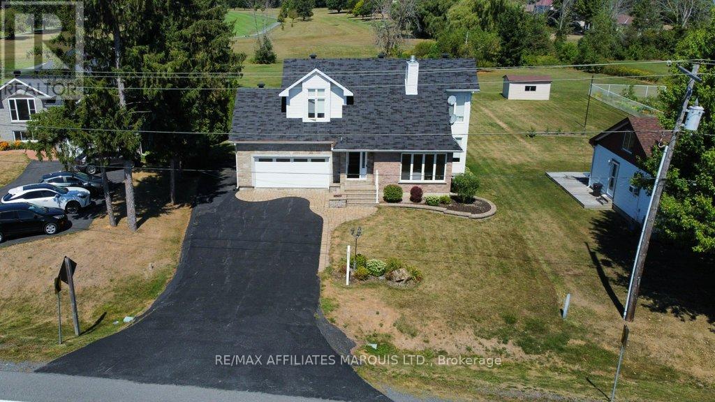 Photo 1 of 18235 County Rd 2 Road E, South Glengarry ON