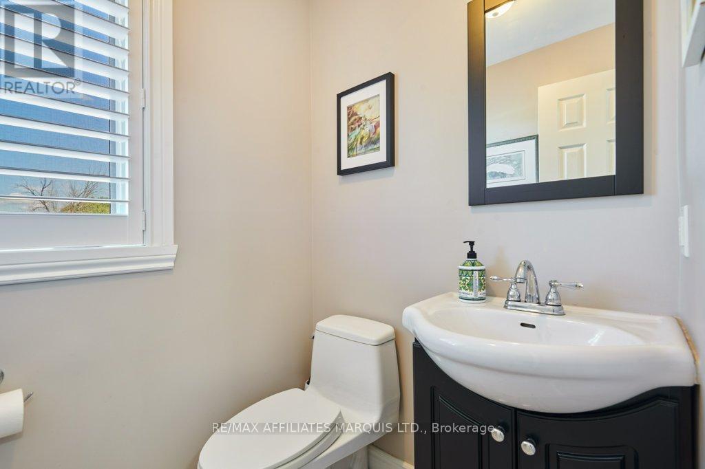 Photo 22 of 18235 County Rd 2 Road E, South Glengarry ON