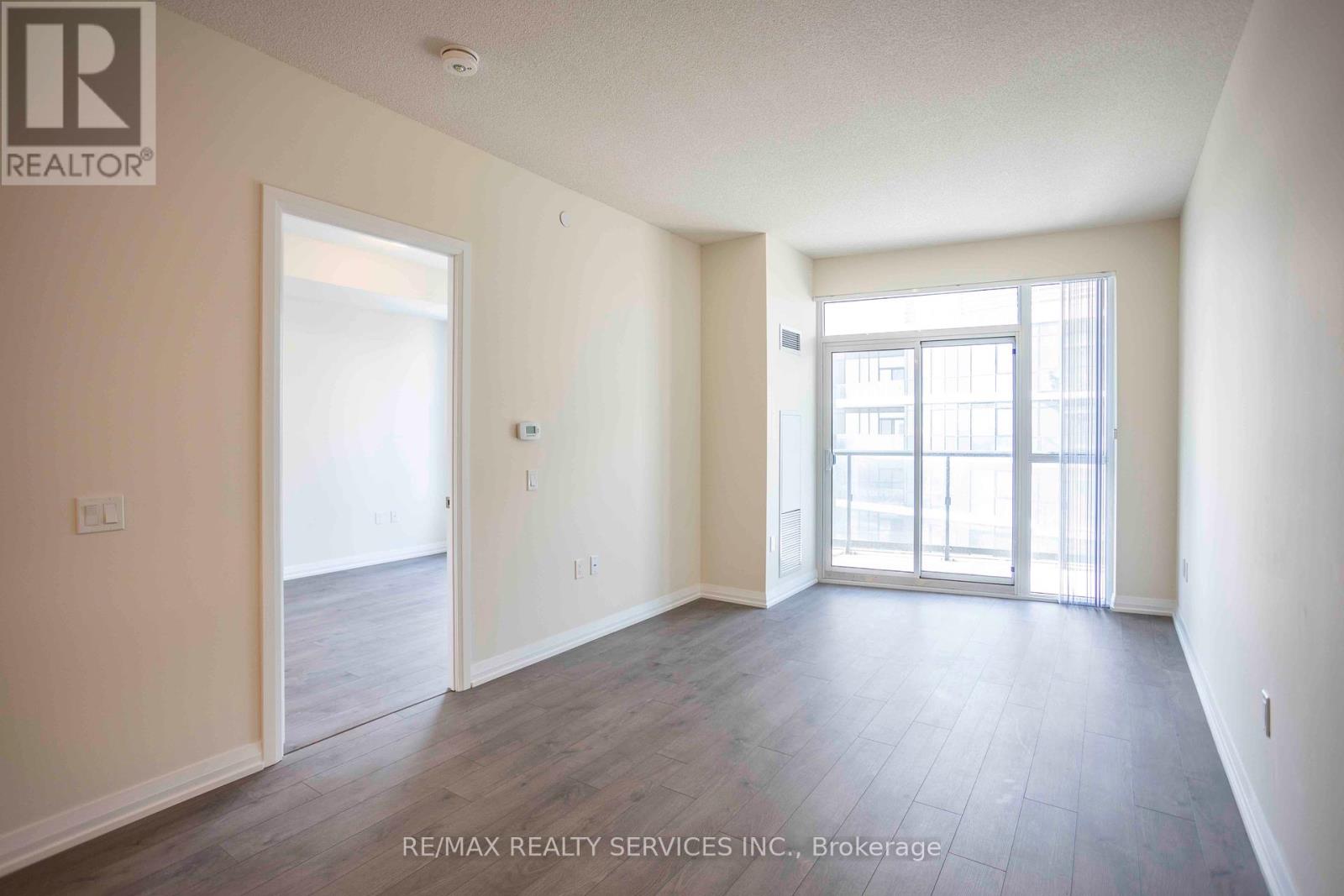 Photo 23 of 1215 35 Watergarden Drive W, Mississauga ON