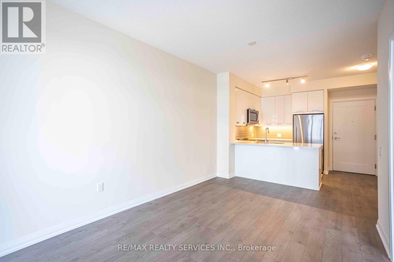 Photo 24 of 1215 35 Watergarden Drive W, Mississauga ON