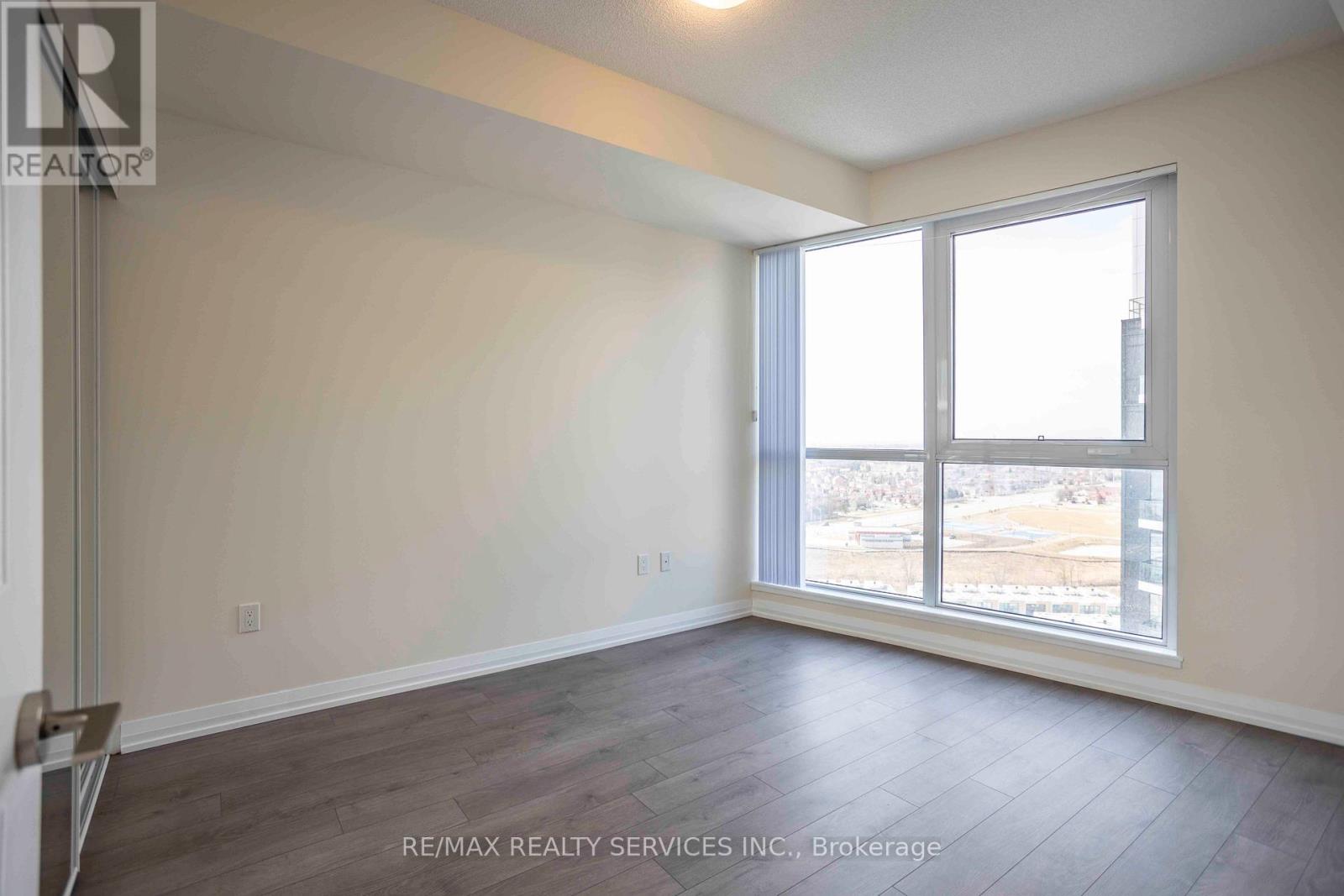 Photo 26 of 1215 35 Watergarden Drive W, Mississauga ON