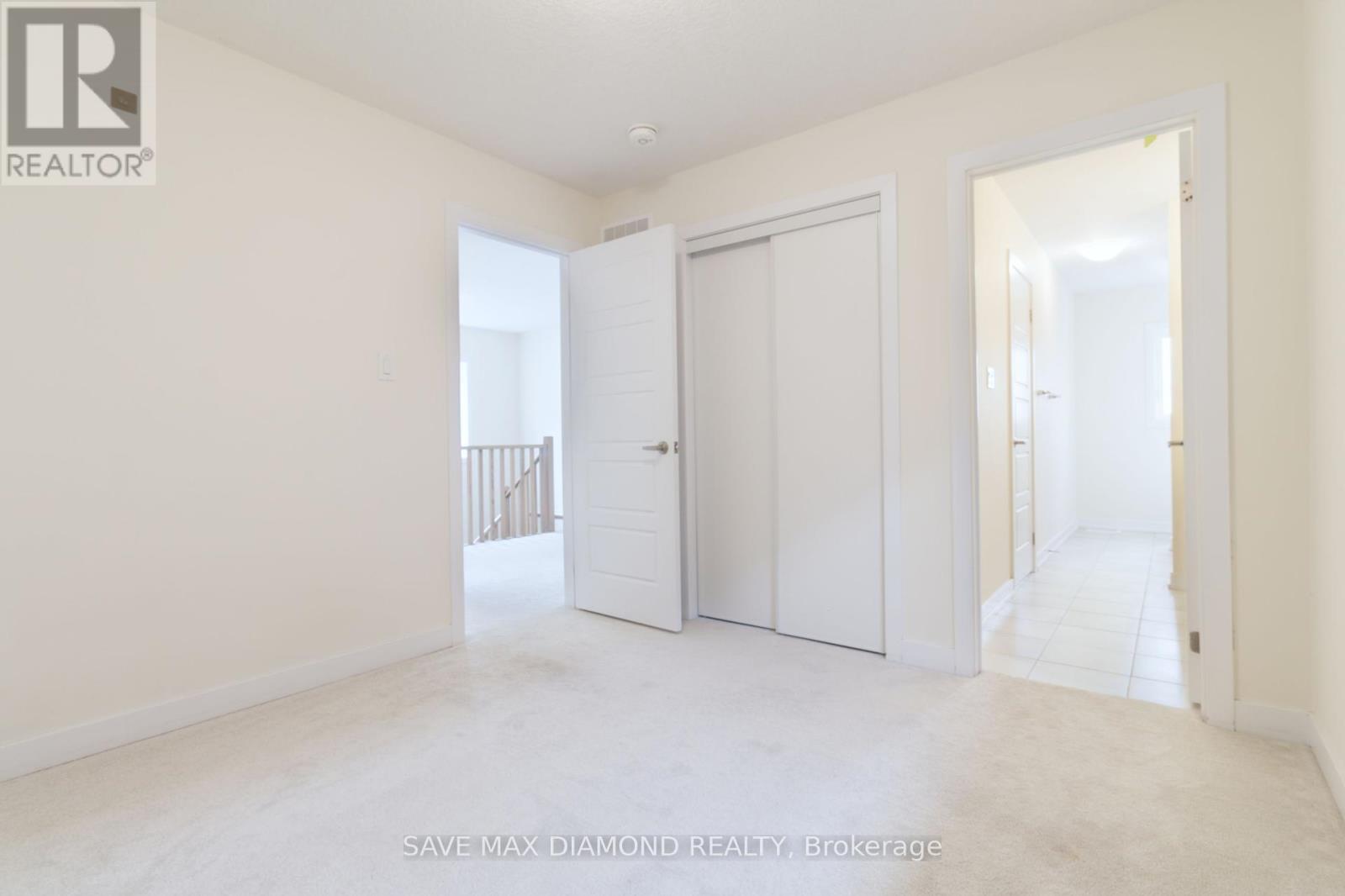 Photo 15 of 92 Monteith Drive, Brantford ON