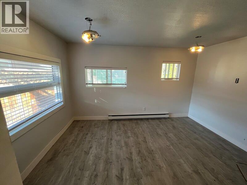 465 Mugford Road - 18