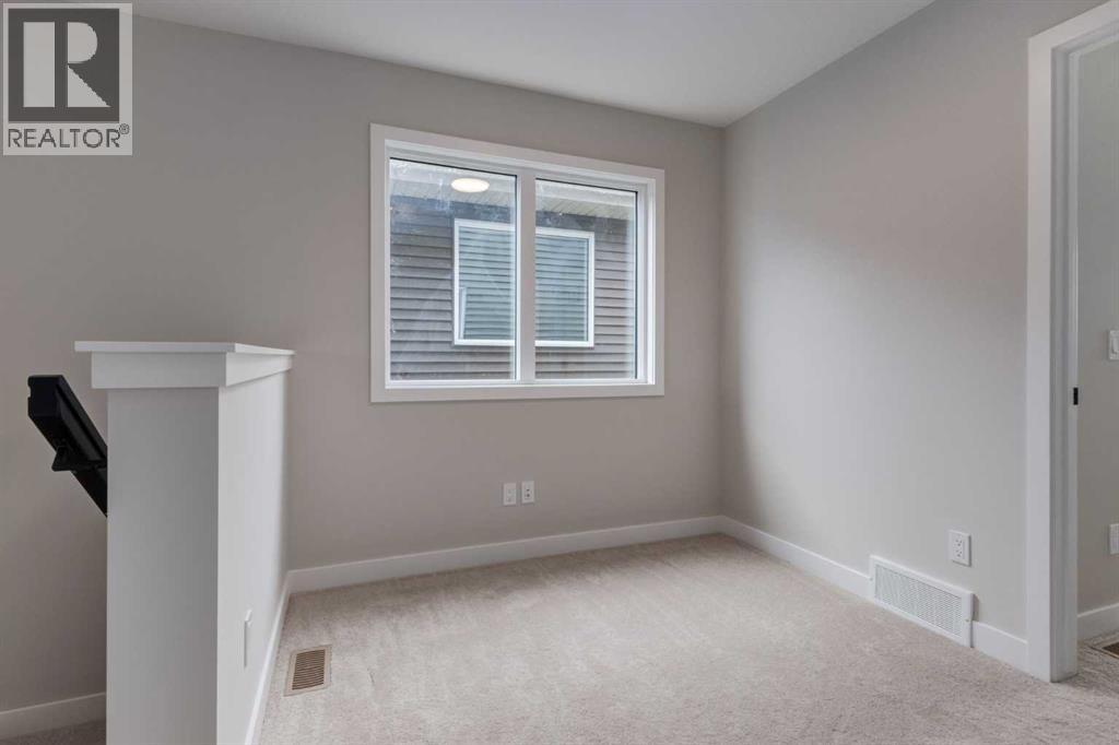 Single Family House for Sale in  Rangeview Avenue SE Rangeview Calgary 