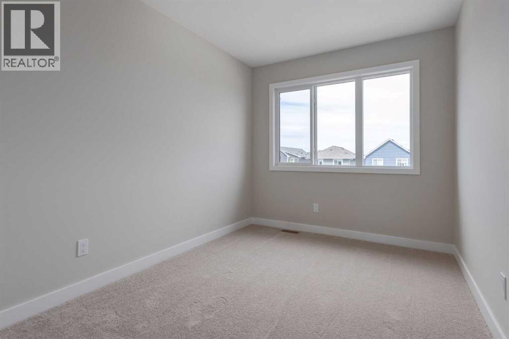 Single Family House for Sale in  Rangeview Avenue SE Rangeview Calgary 