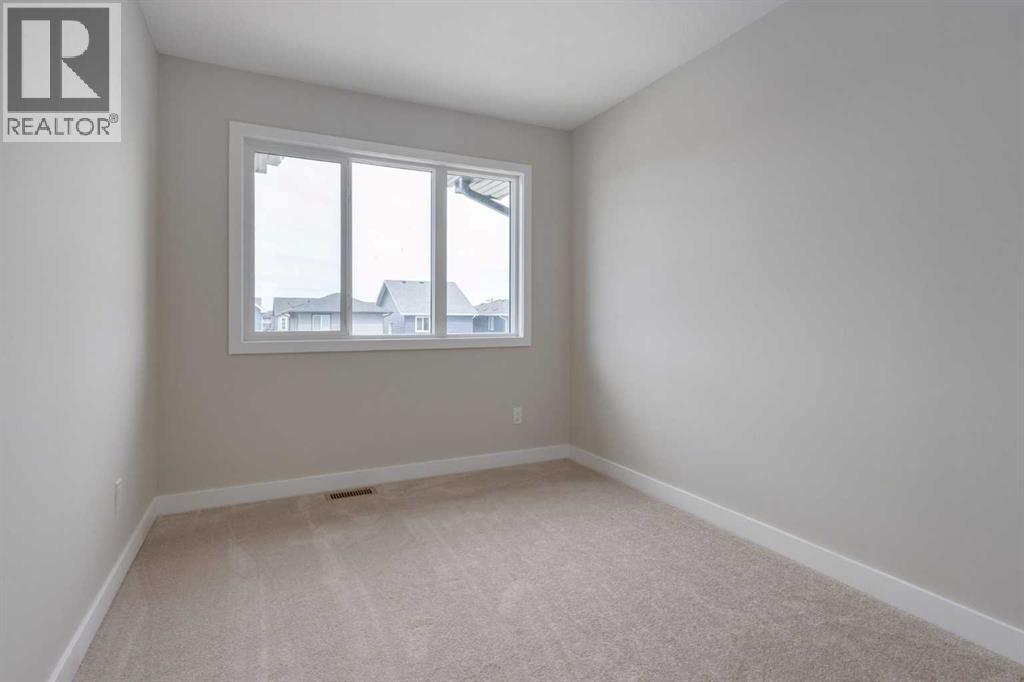 Single Family House for Sale in  Rangeview Avenue SE Rangeview Calgary 