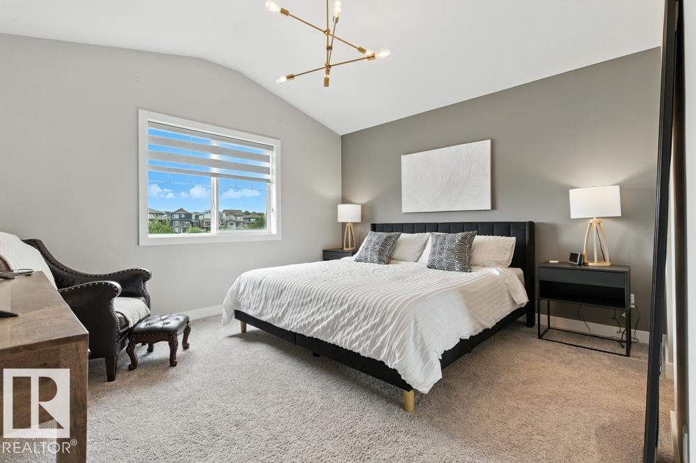 Photo 21 of 305 Hawks Ridge Bv Nw, Edmonton AB