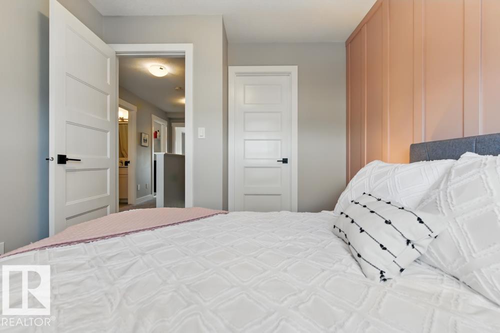 Photo 31 of 305 Hawks Ridge Bv Nw, Edmonton AB