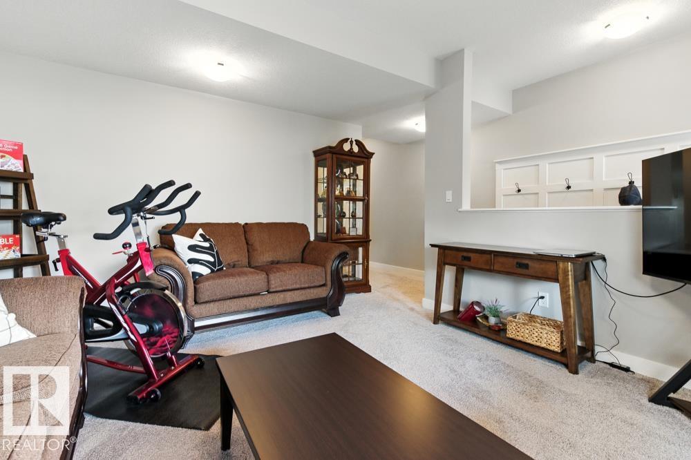 Photo 38 of 305 Hawks Ridge Bv Nw, Edmonton AB