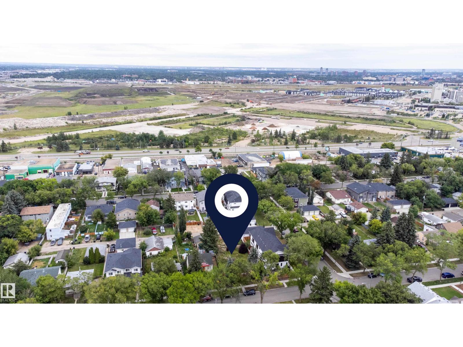 Photo 12 of 12107 123 St Nw, Edmonton AB