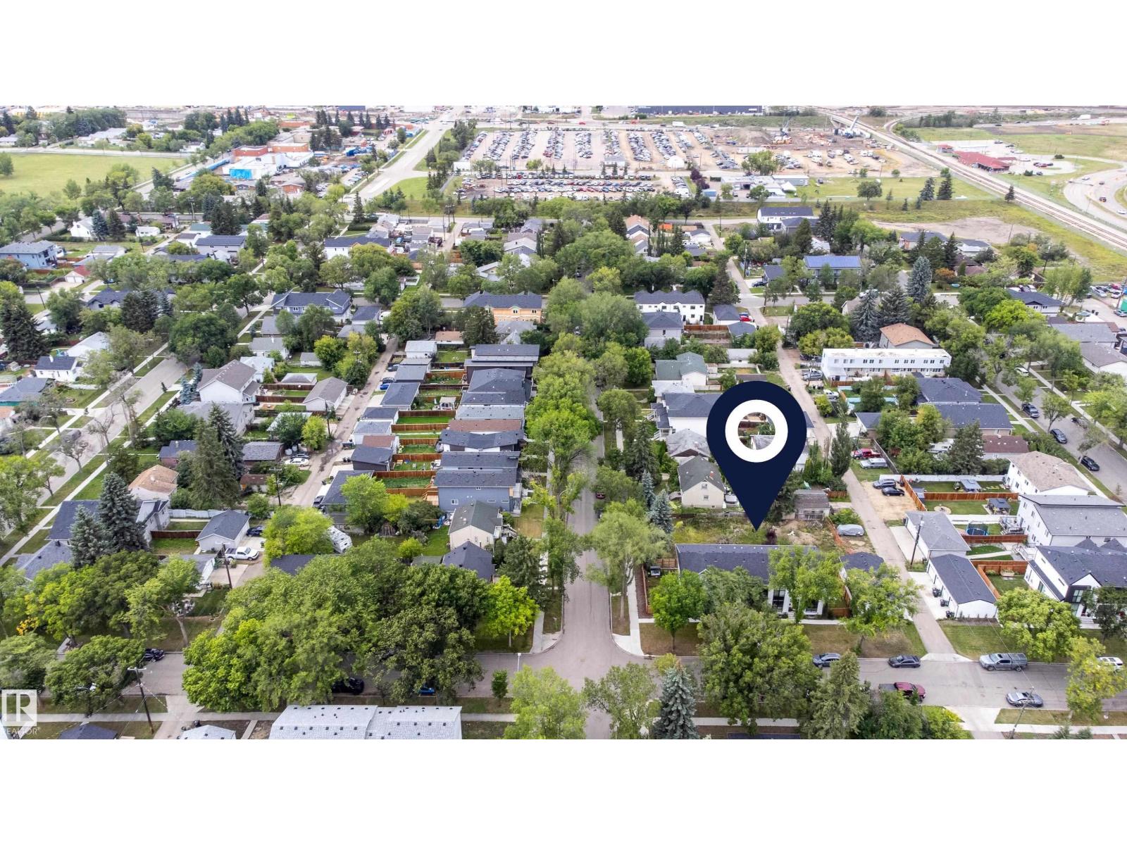 Photo 16 of 12107 123 St Nw, Edmonton AB