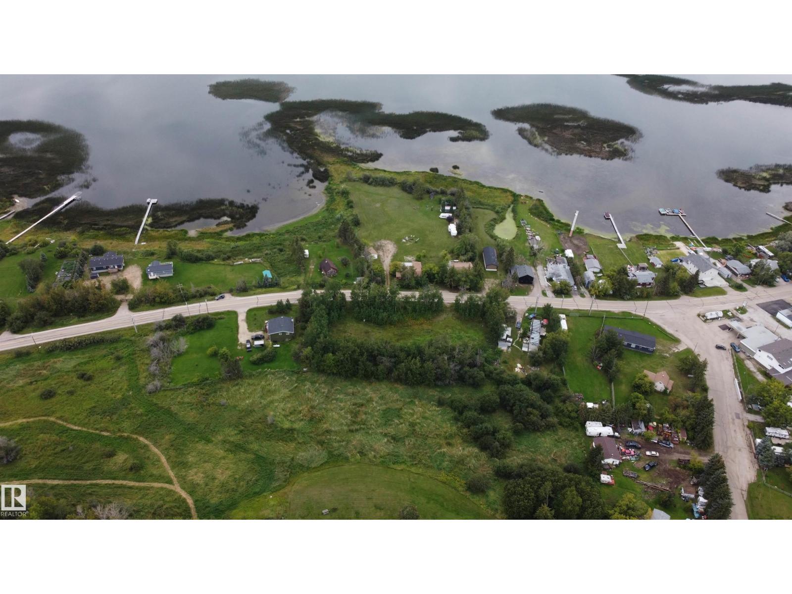 Photo 18 of 21 55022 Lac Ste Anne Trail, Rural Lac Ste Anne County AB
