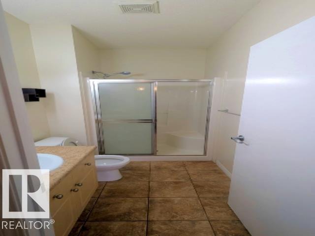 Photo 17 of 319 4304 139 Av Nw, Edmonton AB