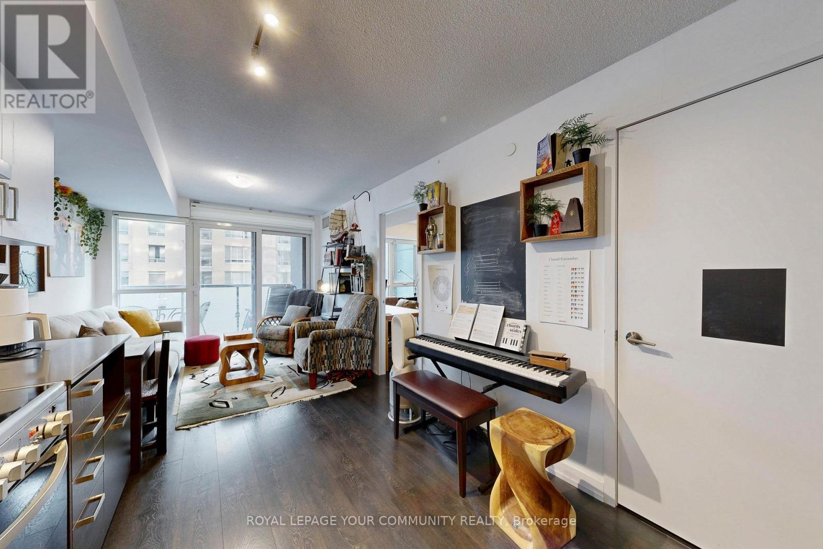Photo 13 of 410 125 Redpath Avenue, Toronto ON