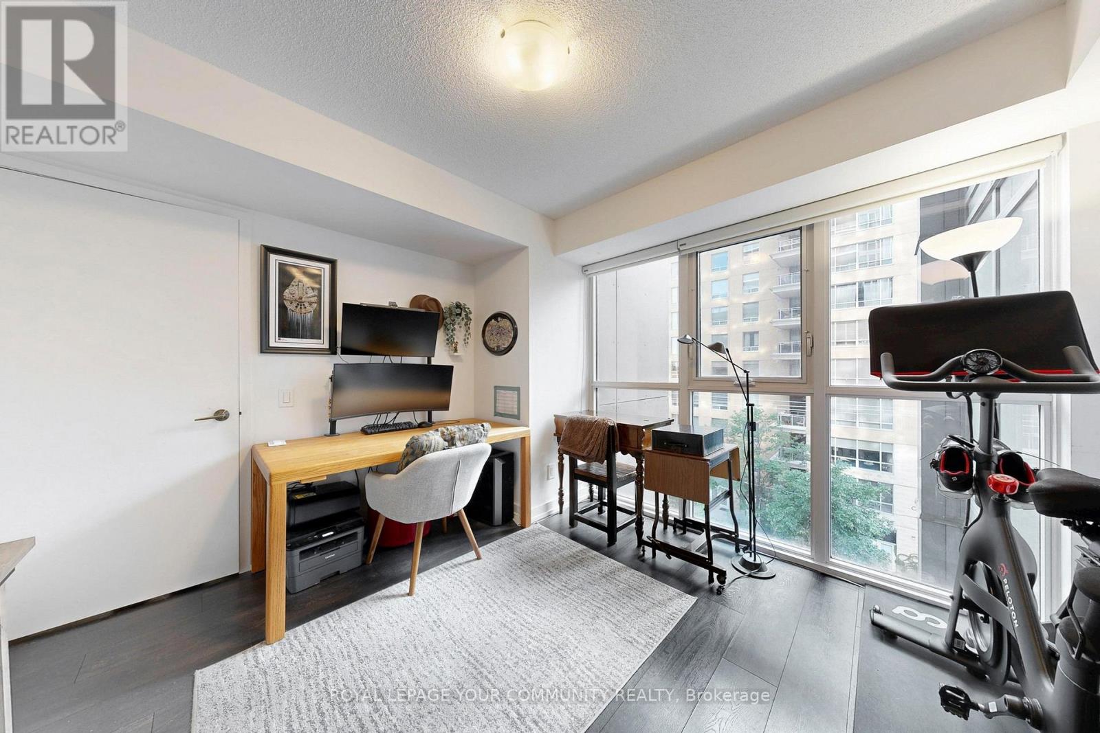 Photo 15 of 410 125 Redpath Avenue, Toronto ON