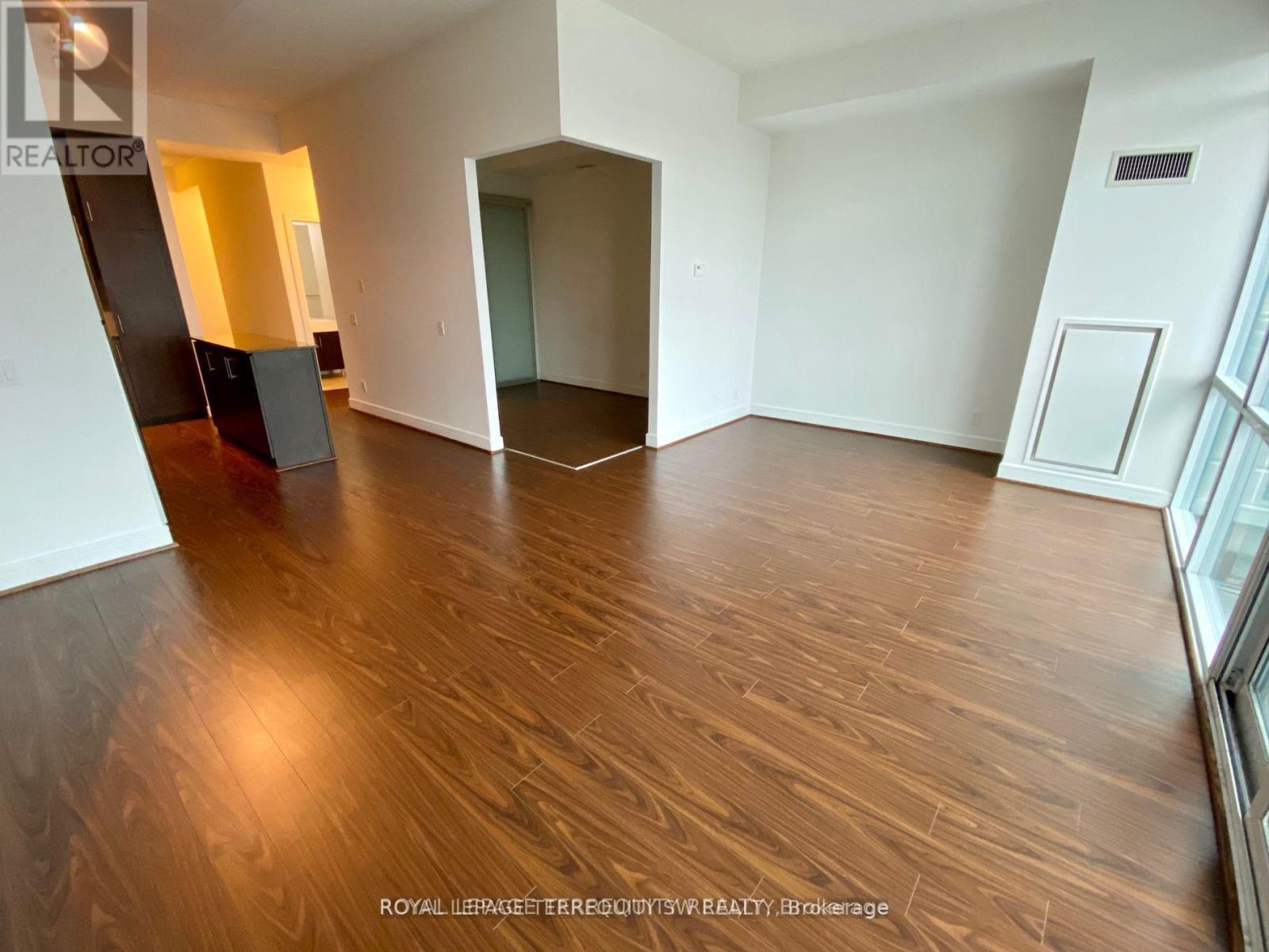 Photo 10 of N 707 116 George Street, Toronto ON