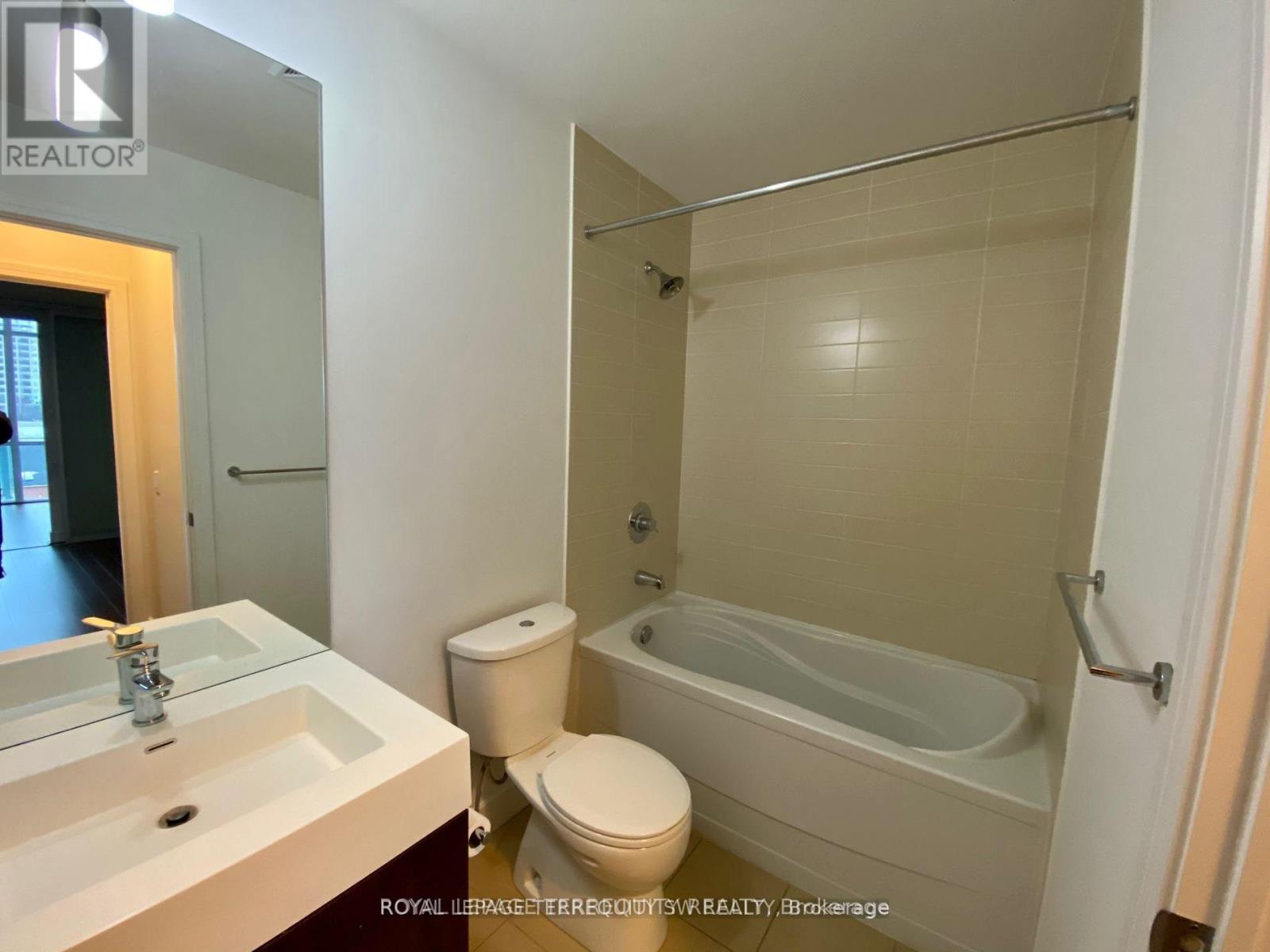 Photo 12 of N 707 116 George Street, Toronto ON