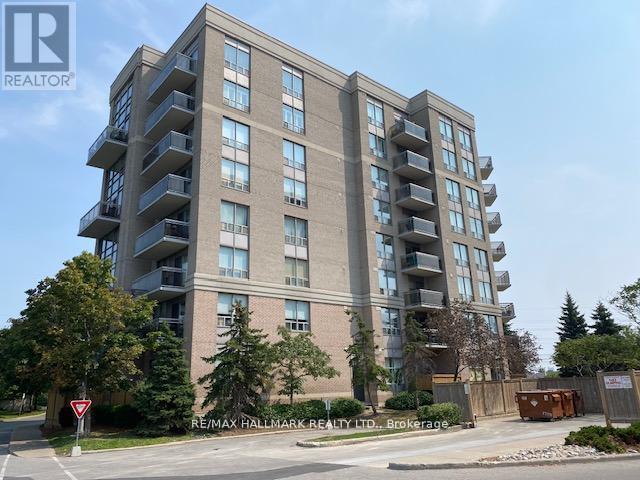 Photo 3 of 503 1720 Eglinton Avenue E, Toronto ON