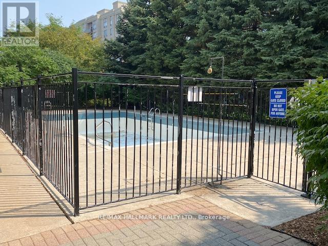 Photo 6 of 503 1720 Eglinton Avenue E, Toronto ON