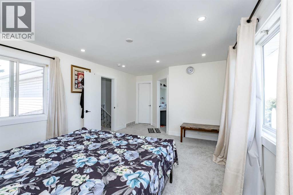 Single Family House for Sale in  Del Ray Road NE Monterey Park Calgary 