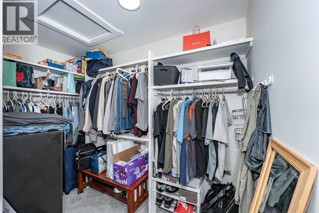 Single Family House for Sale in  Del Ray Road NE Monterey Park Calgary 