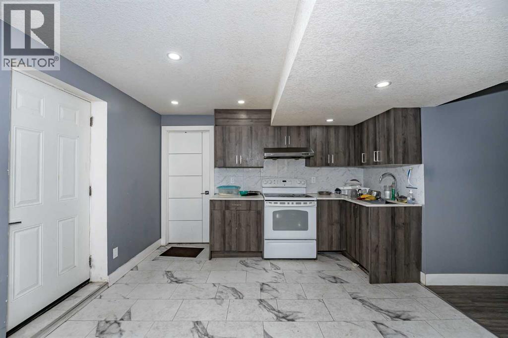 Single Family House for Sale in  Del Ray Road NE Monterey Park Calgary 
