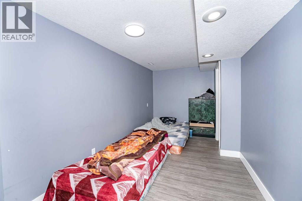 Single Family House for Sale in  Del Ray Road NE Monterey Park Calgary 