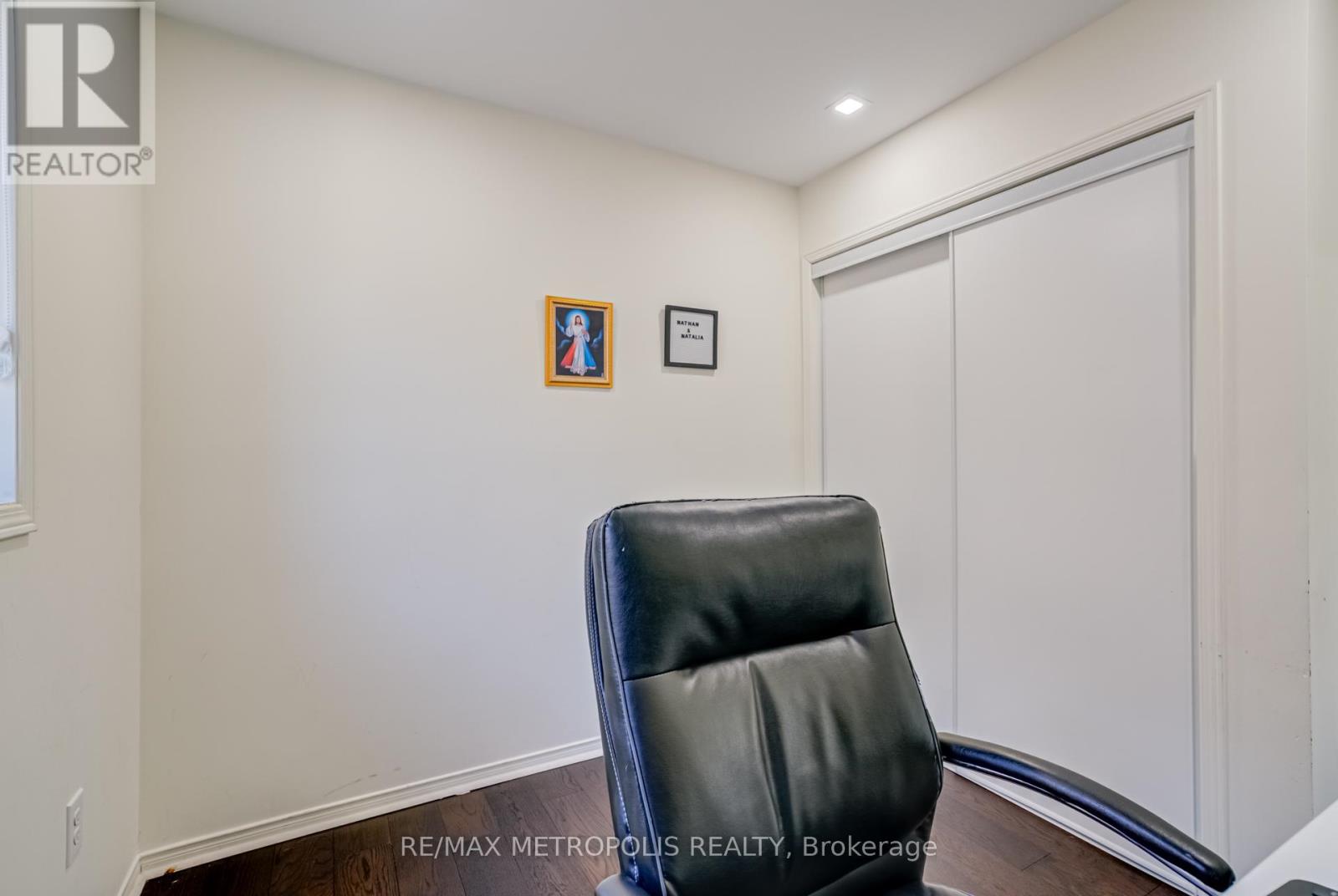 Photo 29 of 55 Formosa Avenue, Ajax ON